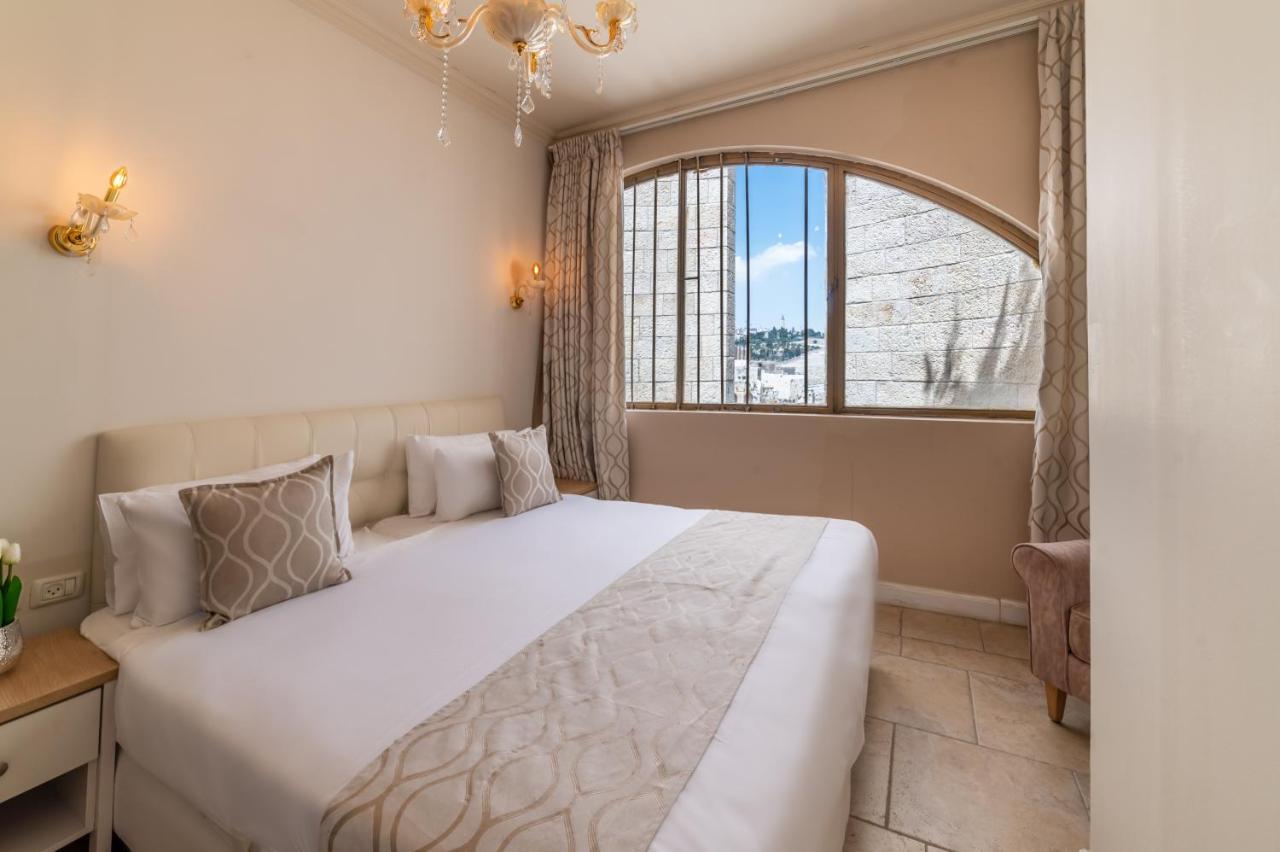 Litov Kotel Hotel - A Jewish Orthodox Hotel エルサレム エクステリア 写真