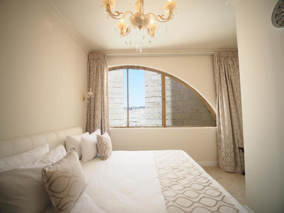 Litov Kotel Hotel - A Jewish Orthodox Hotel エルサレム エクステリア 写真